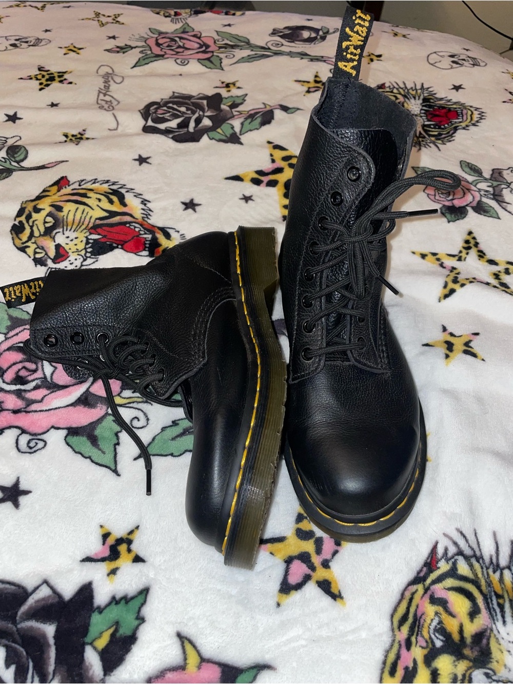 DR. MARTENS 1460 PASCAL VIRGINIA LEATHER BOOTS